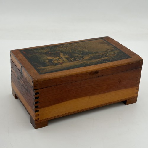 Vtg cedar chest box - cedar,